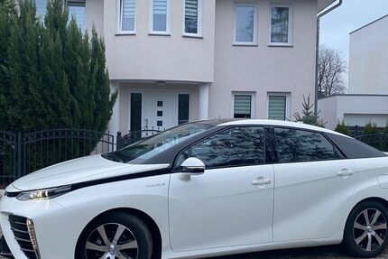 Toyota Mirai 12.500 km 14.900 &euro; Berlin 13503
