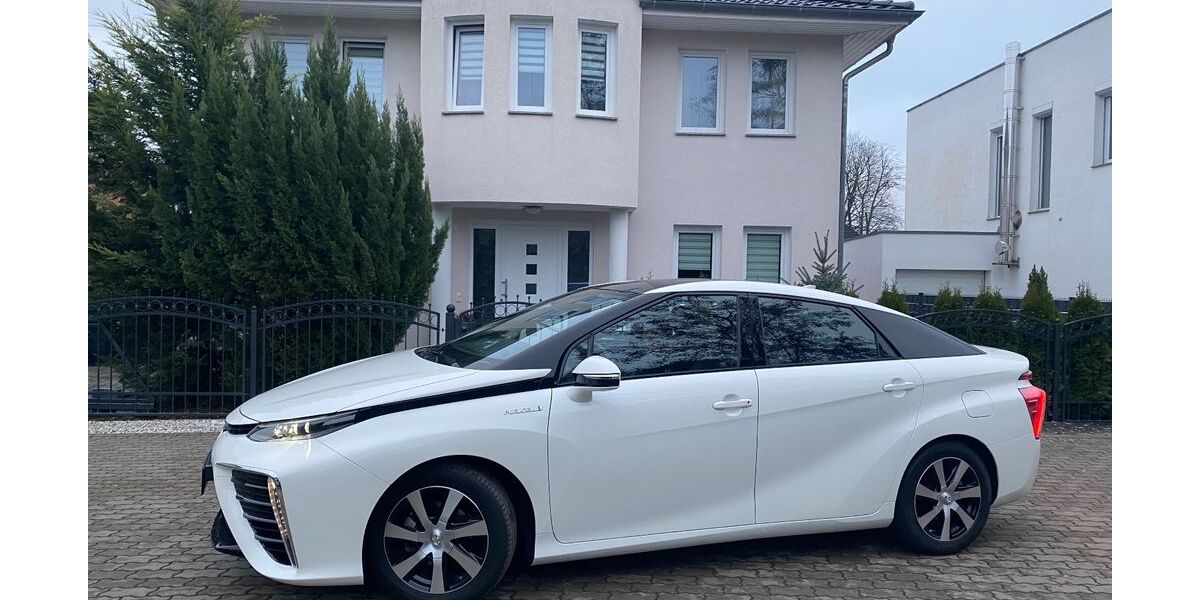 Toyota Mirai 12.500 km 14.900 &euro; Berlin 13503