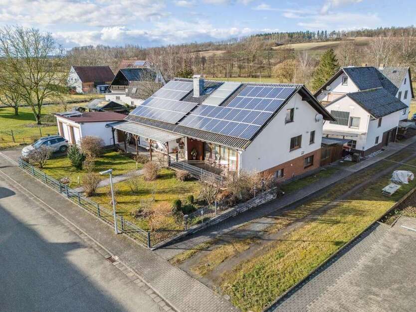 Haus zum Kaufen in Mücke 349.000 € 129.74 m²