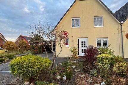 Haus Varel - 4 Zimmer, 113 m&sup2;, 240.000&euro; | Angebot:25883175