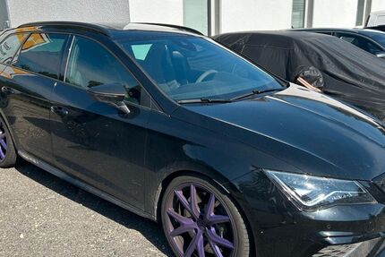 Seat Leon 43.272 km 27.000 &euro; Chemnitz 09116