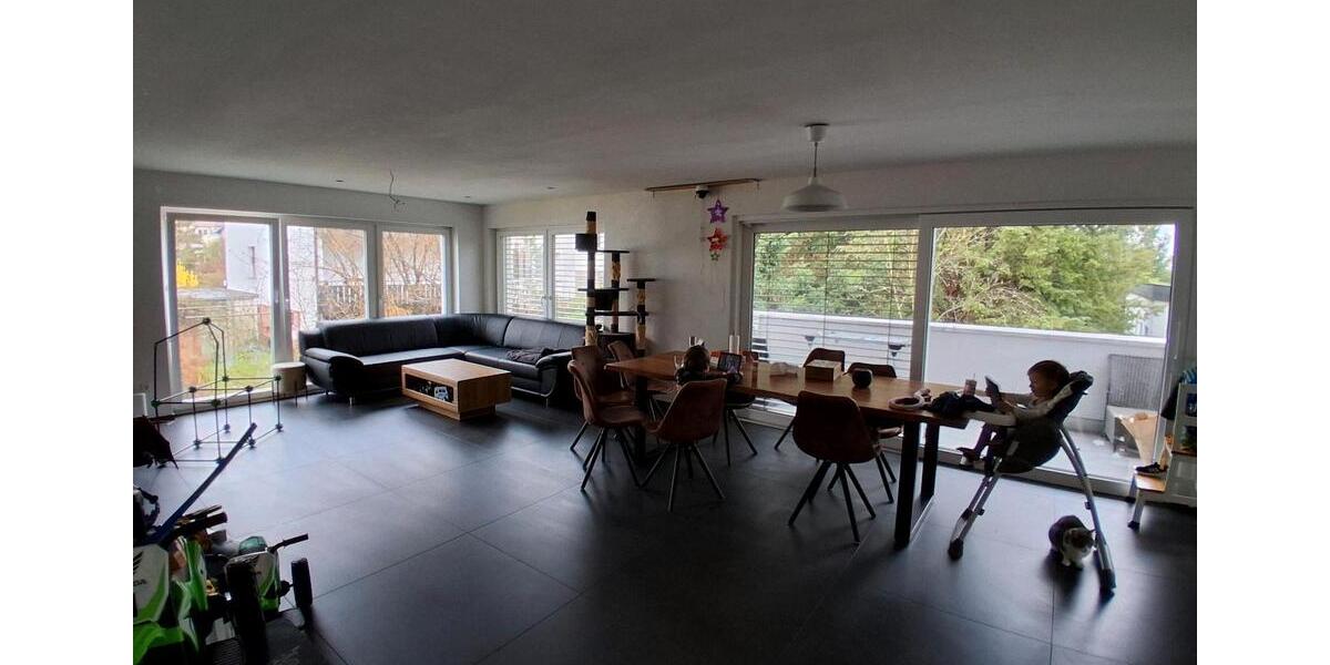 Maisonettenwohnung Waiblingen - 7 Zimmer, 170 m&sup2;, 2.490&euro; | Angebot:26310142