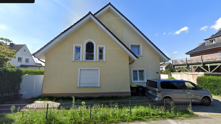 Zwangsversteigerung EFH mit Pool in Steinfurt