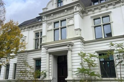 denkmalgeschützte ETW in zentraler Lage in Oberhausen zimmer