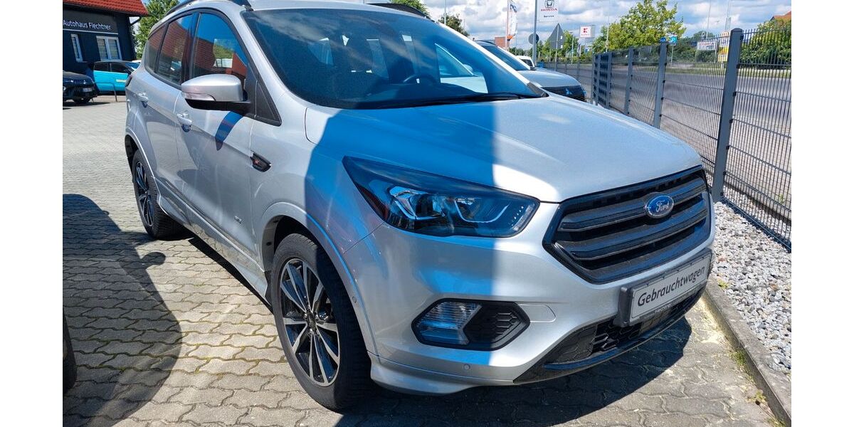 Ford Kuga 25.890 km 18.000 &euro; Lübbenau 03222