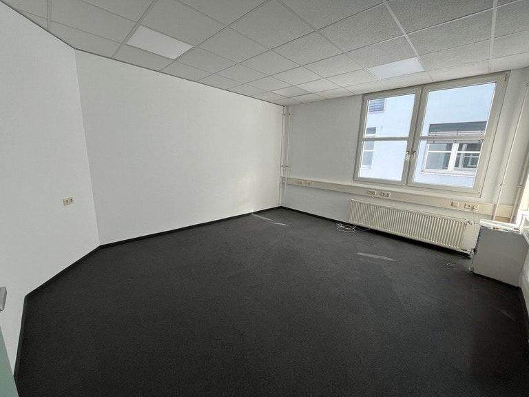 Gewerbeobjekt Holzgerlingen - 900&euro; | Angebot:25748768