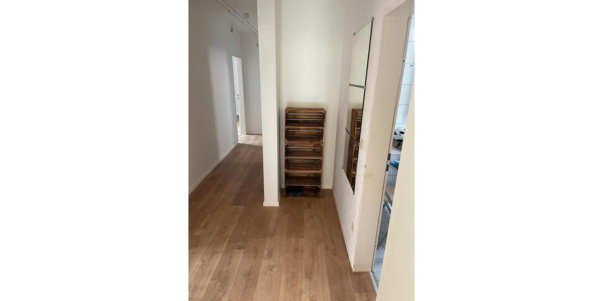 Dachgeschoßwohnung Hirschau - 3 Zimmer, 69 m&sup2;, 560&euro; | Angebot:26664471