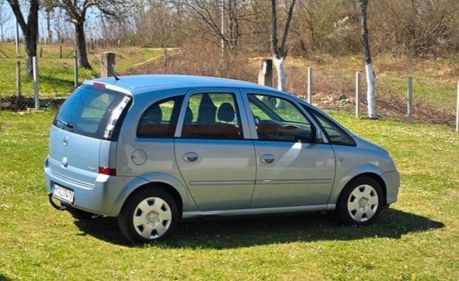 Opel Meriva 39.800 km 4.950 &euro; München 81679