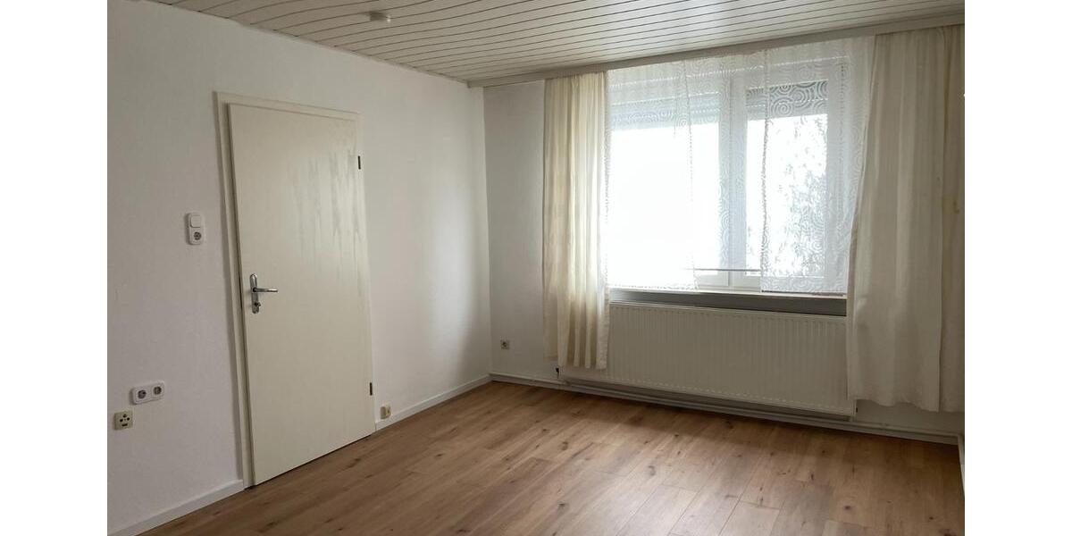 Einfamilienhaus Espenau - 4 Zimmer, 95 m&sup2;, 1.200&euro; | Angebot:25088035