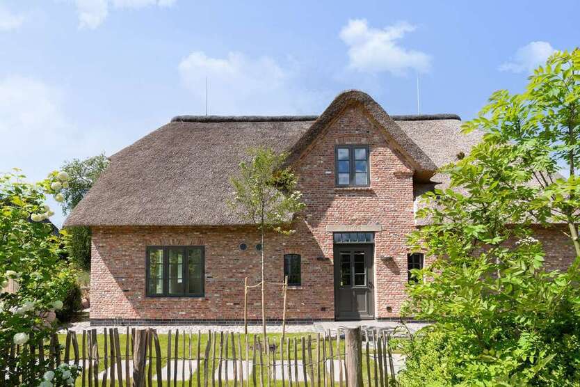 Haus zum Kaufen in Sankt Peter-Ording 2.595.000 € 179.8 m²
