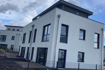 Haus Ludwigsfelde - 5 Zimmer, 162 m&sup2;, 850.000&euro; | Angebot:24898695