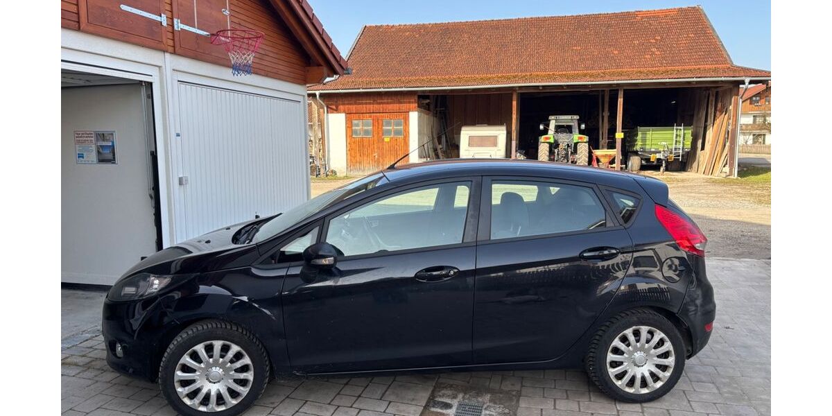 Ford Fiesta 152.500 km 4.200 &euro; Antdorf 82387