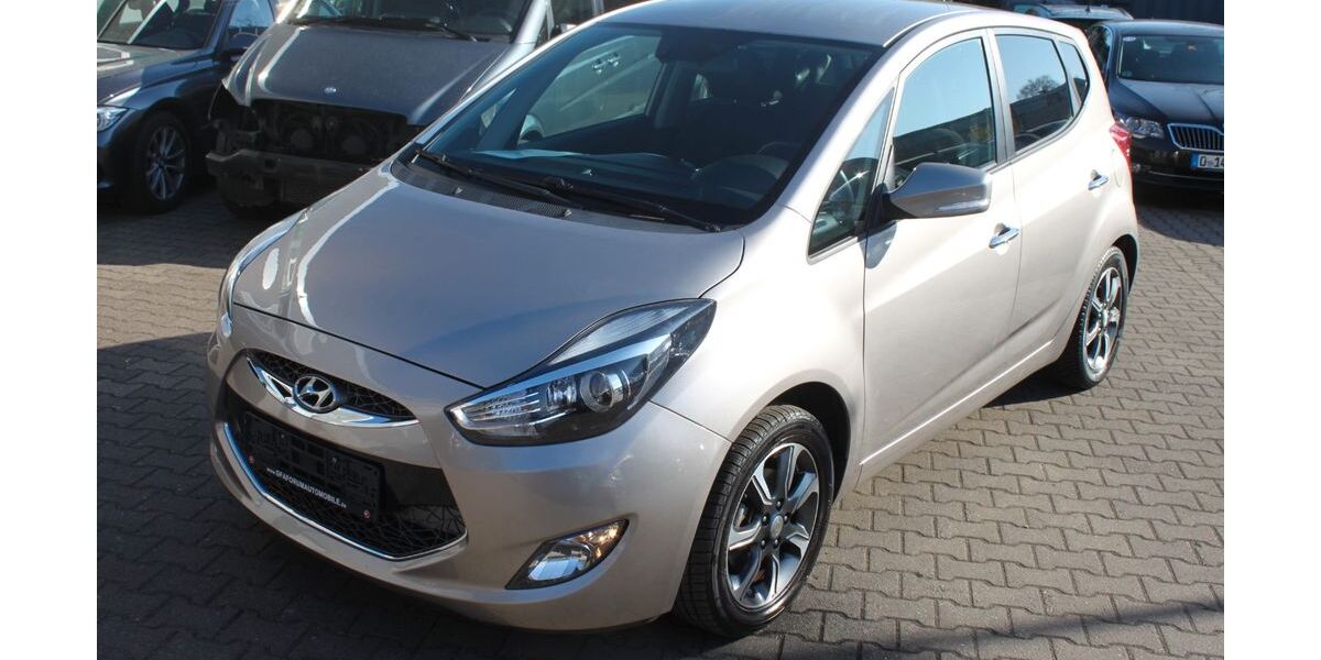 Hyundai ix20 65.000 km 11.400 &euro; Berlin 12057