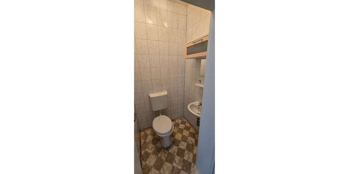 Mehrfamilienhaus, Wohnhaus Meiningen - 4 Zimmer, 100 m&sup2;, 600&euro; | Angebot:23682247