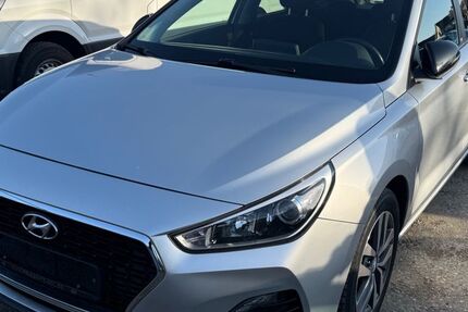Hyundai i30 114.000 km 10.900 &euro; Rötgesbüttel 38531