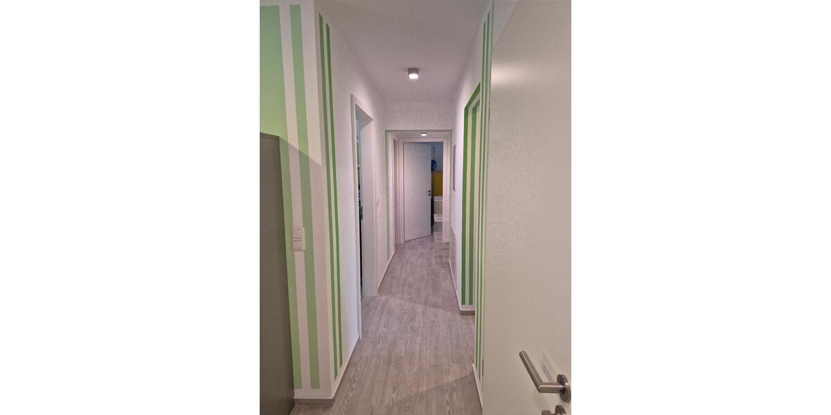 Schöne 3-Zimmer-Wohnung mit 2 Balkonen in Höchberg zimmer