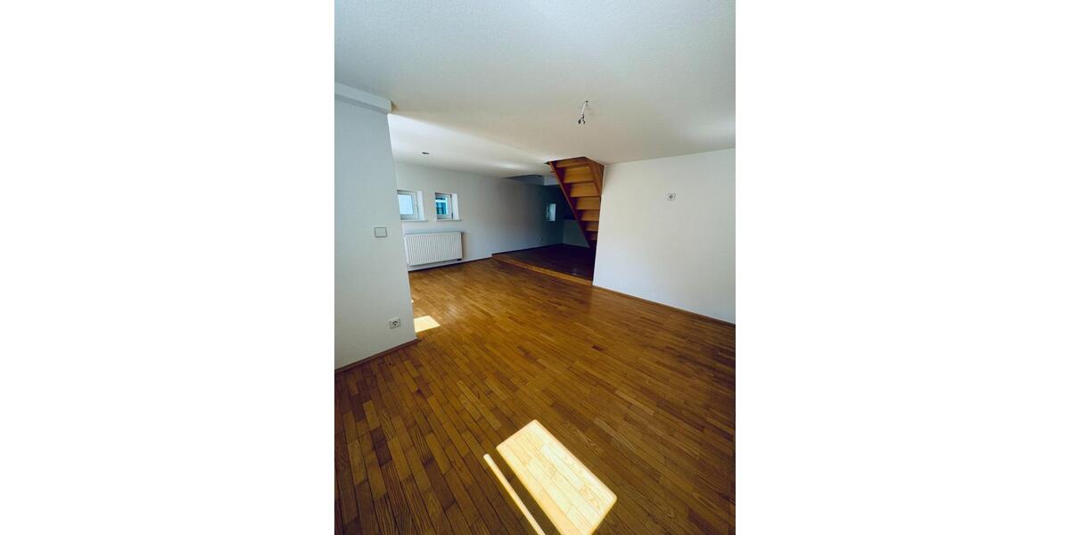 Maisonettenwohnung Biberach an der Riß - 2.5 Zimmer, 64 m&sup2;, 890&euro; | Angebot:25392235