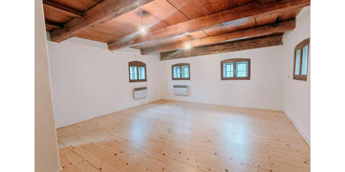 Einfamilienhaus Berg - 5 Zimmer, 130 m&sup2;, 4.250&euro; | Angebot:24715178