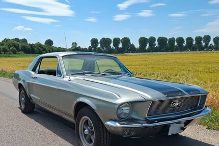 Ford Mustang 999.999 km 31.999 &euro; Ismaning 85737