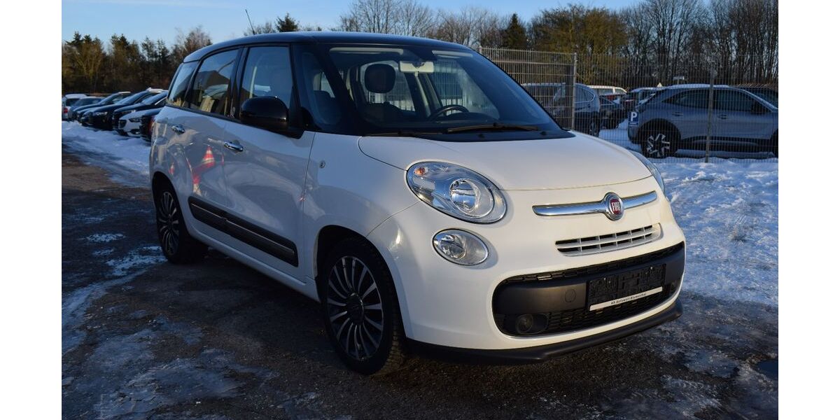 Fiat 500L 97.000 km 8.900 &euro; BLUMENTHAL 24241