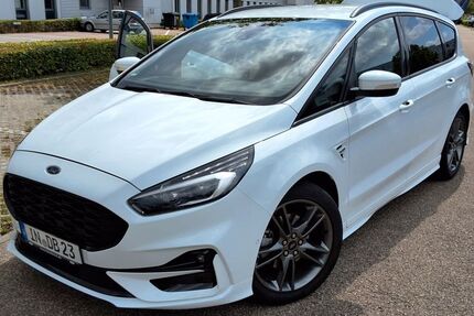 Ford S-Max 15.800 km 33.599 € Ingolstadt 85057