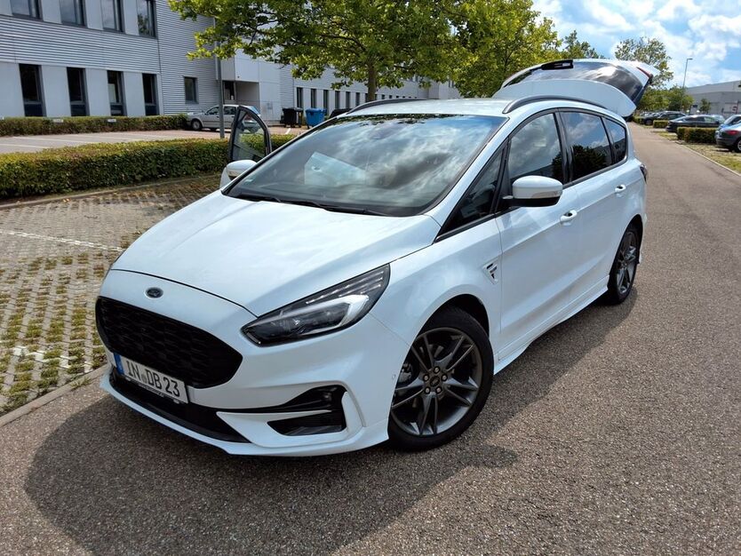 Ford S-Max 15.800 km 33.599 € Ingolstadt 85057