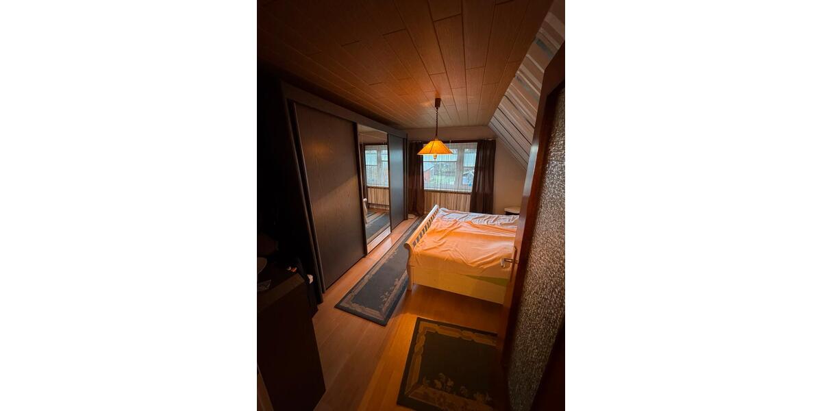 Einfamilienhaus Alt Duvenstedt - 11 Zimmer, 260 m&sup2;, 330.000&euro; | Angebot:26495205
