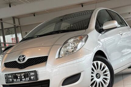 Toyota Yaris 40.384 km 6.991 &euro; Siegen 57078