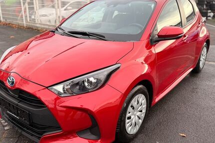 Toyota Yaris 71.284 km 16.700 &euro; Köln 51109