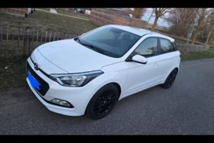 Hyundai i20 79.000 km 10.700 &euro; Stendal 39576