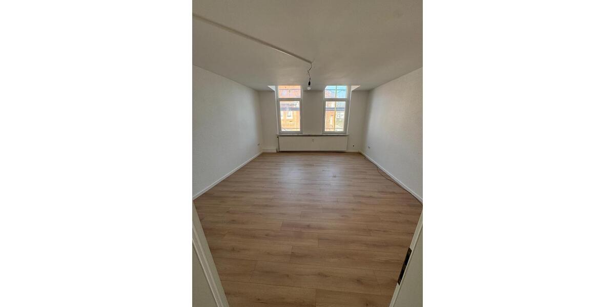 Etagenwohnung Uslar - 5 Zimmer, 150 m&sup2;, 1.000&euro; | Angebot:25505774