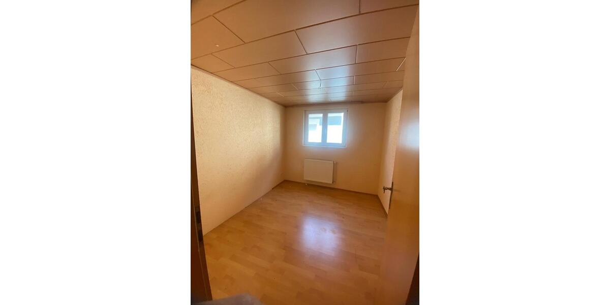 Einfamilienhaus Lauda-Königshofen Königshofen - 4 Zimmer, 125 m&sup2;, 55.000&euro; | Angebot:26730235
