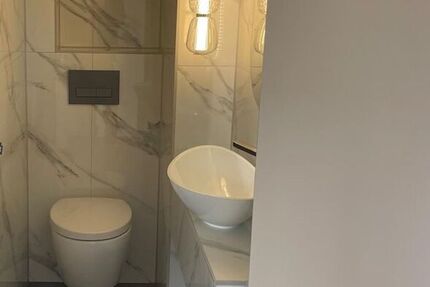 Großzügige, frisch sanierte 2-Zimmer-Wohnung mit Loggia und Blick ins Grüne - Wohnung Maintal | Angebot:26633749