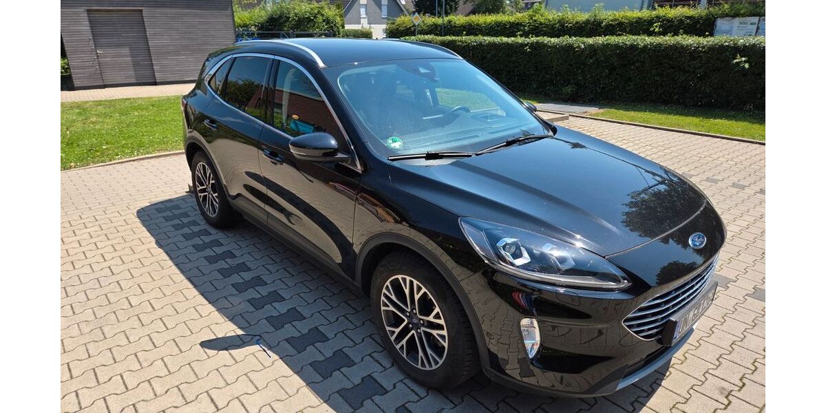 Ford Kuga 97.000 km 18.750 &euro; Holzwickede 59439