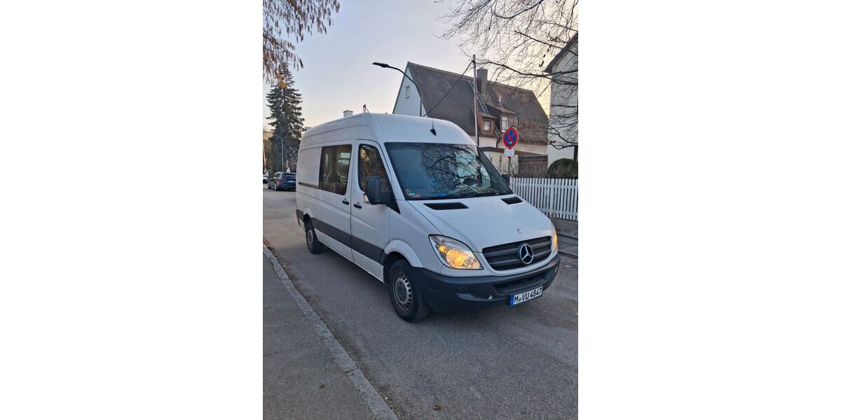 Mercedes-Benz Sprinter 210.500 km 10.200 &euro; München 81375