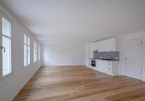 Zentrale Ruheoase in der Altstadt - Neubau mit Balkon in Toplage