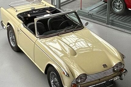 Triumph TR5