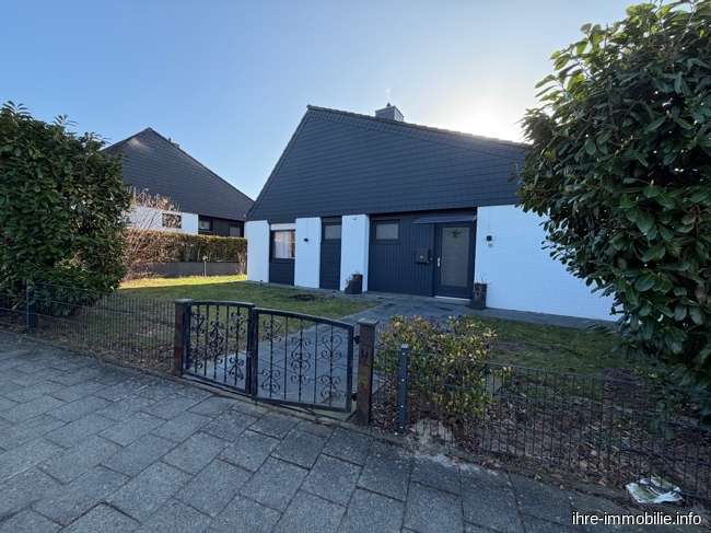 Einfamilienhaus Oyten - 7 Zimmer, 204 m&sup2;, 398.000&euro; | Angebot:26561540
