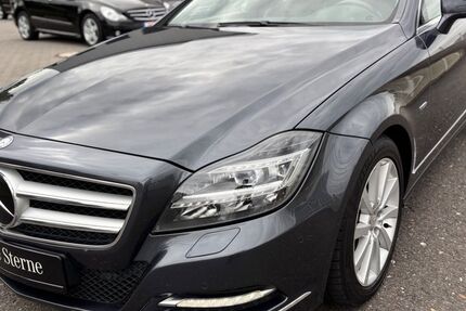 Mercedes-Benz CLS 250 306.000 km 11.900 € Troisdorf (10 km Köln-Bonn Airport) 53842