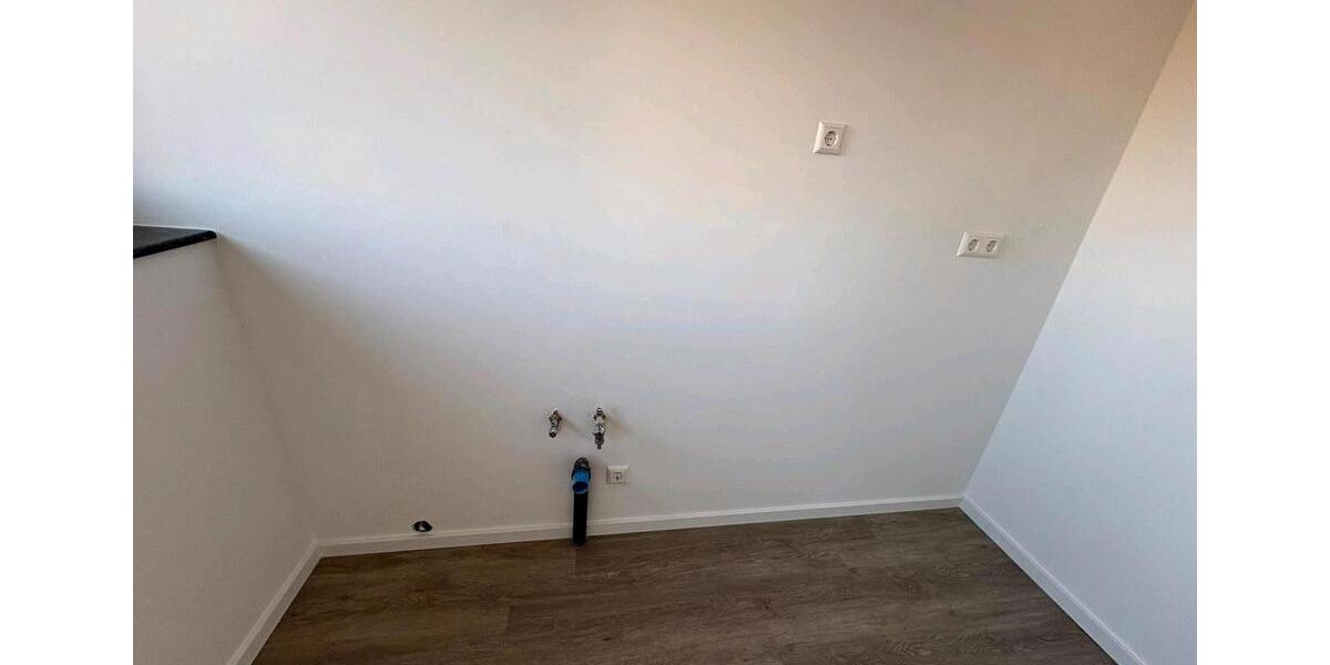 Dachgeschoßwohnung Harsum - 3 Zimmer, 65 m&sup2;, 600&euro; | Angebot:25047513