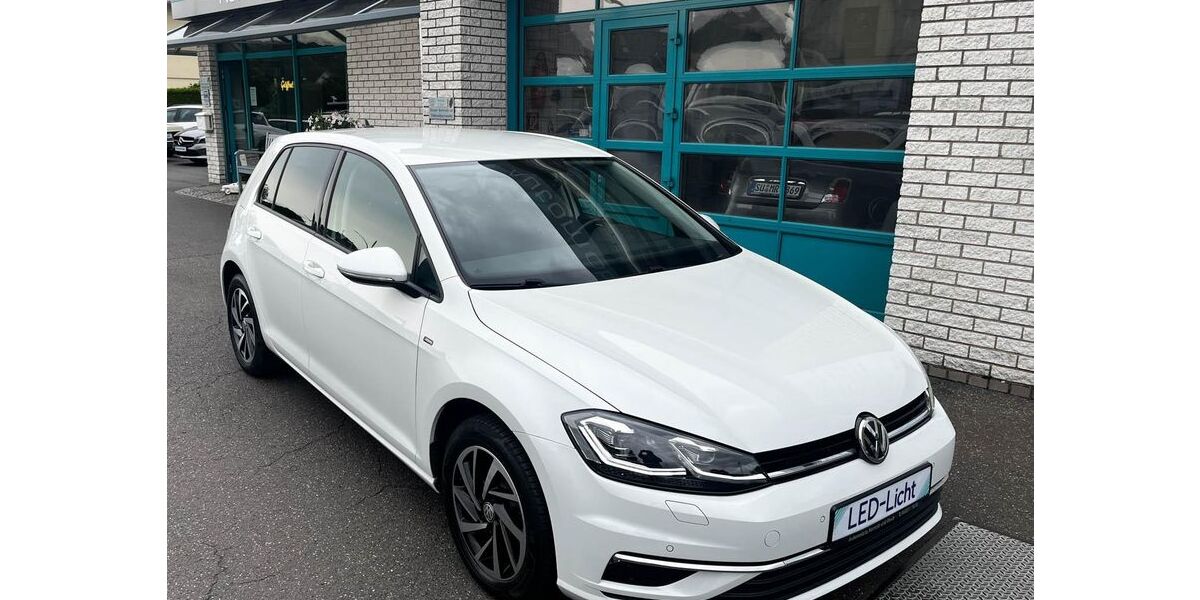VW Golf 65.177 km 16.950 &euro; Bornheim 53332