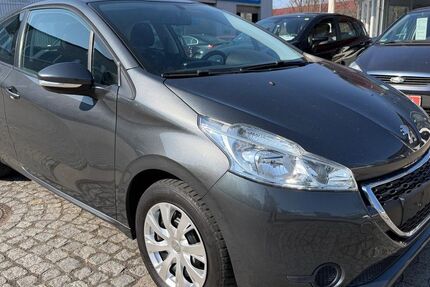 Peugeot 208 99.100 km 6.190 &euro; Berlin 12277