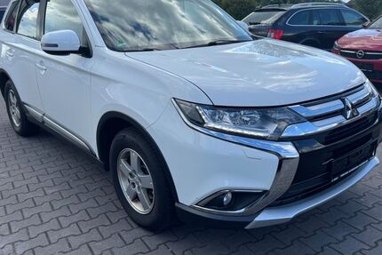 Mitsubishi Outlander 160.100 km 12.250 &euro; Moormerland 26802