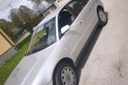 Audi A4 222.000 km 801 &euro; München 81825