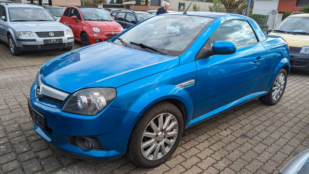 Opel Tigra 159.000 km 2.100 &euro; Randersacker 97236