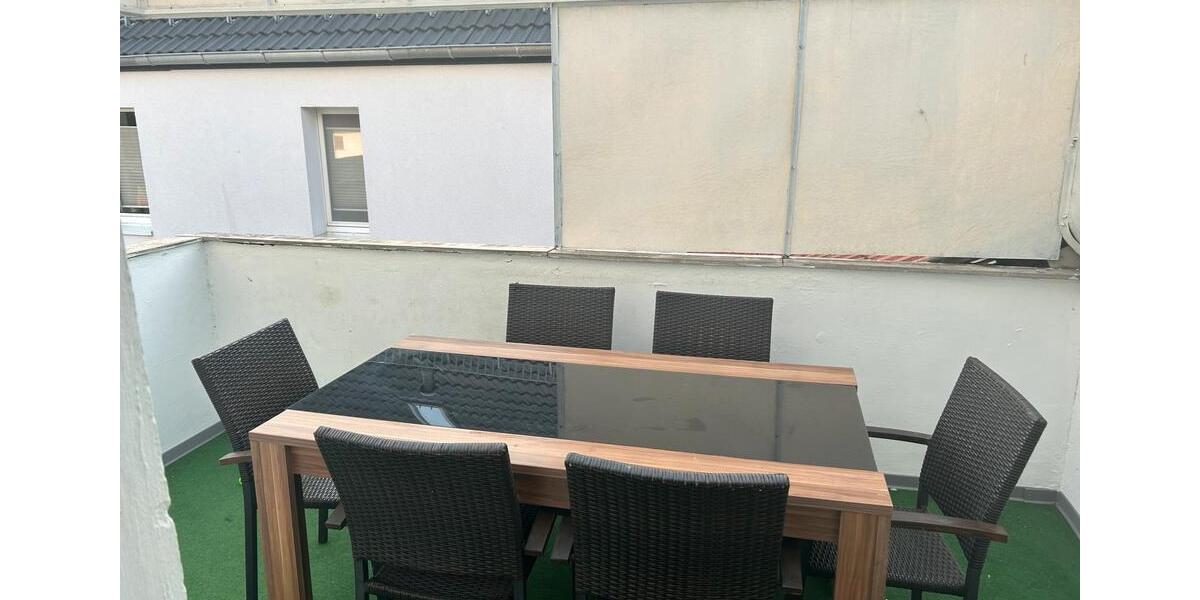 Einfamilienhaus Großwallstadt - 6 Zimmer, 180 m&sup2;, 2.200&euro; | Angebot:24240097