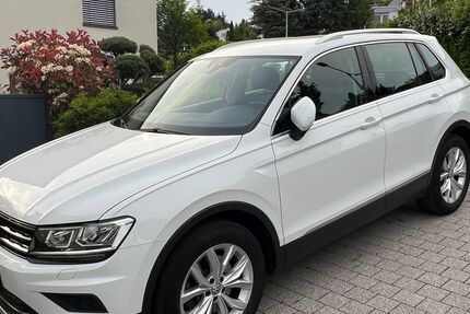 VW Tiguan 118.000 km 20.900 &euro; Bad Soden 65812