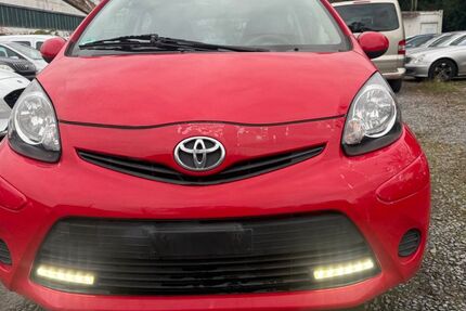 Toyota Aygo (X) 205.000 km 1.600 &euro; Nauheim 64569