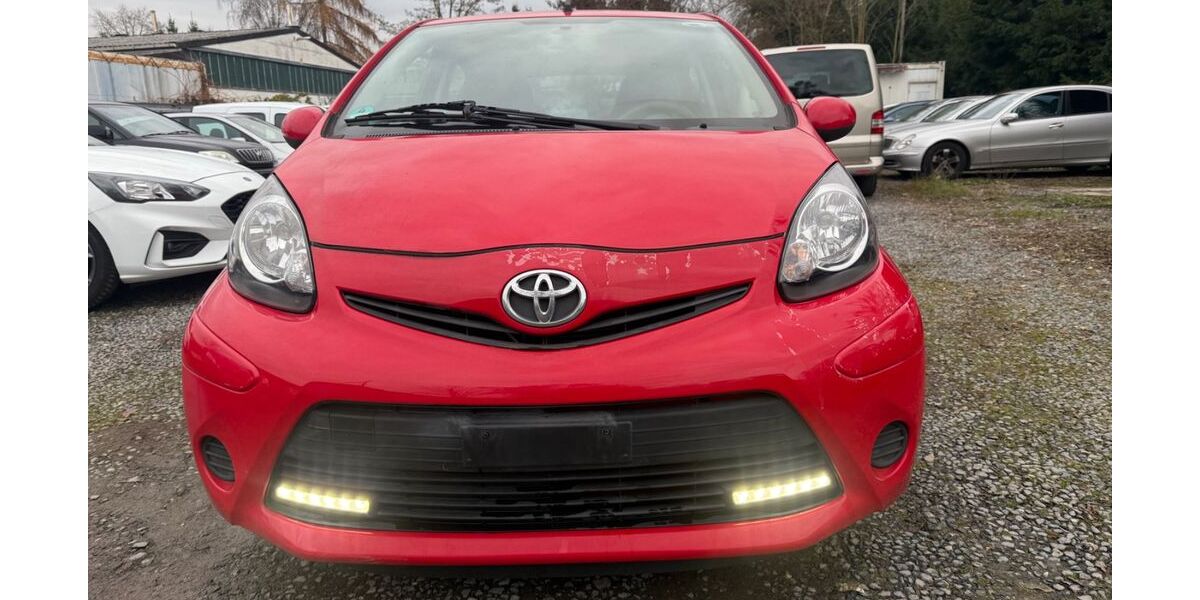 Toyota Aygo (X) 205.000 km 1.600 &euro; Nauheim 64569