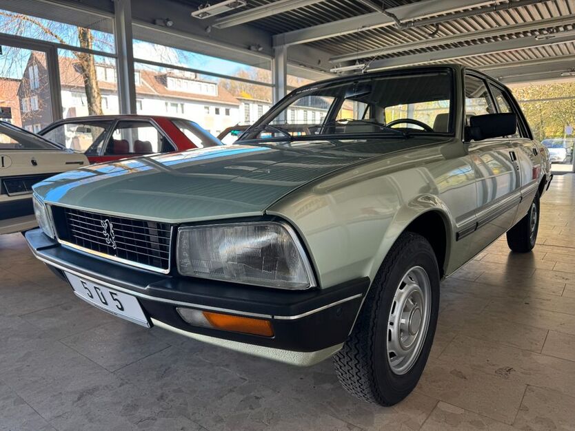 Peugeot 505 18.445 km 14.900 € Wülfrath 42489